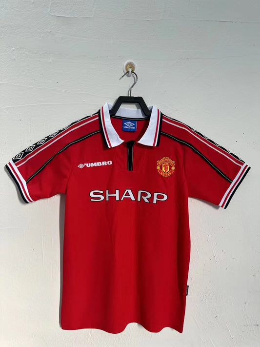 Manchester United 98/99 Home